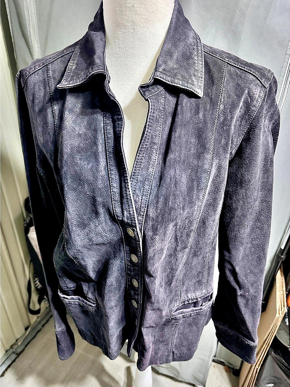 Love & Liberty Women's Leather Jacket Size Large Like New
